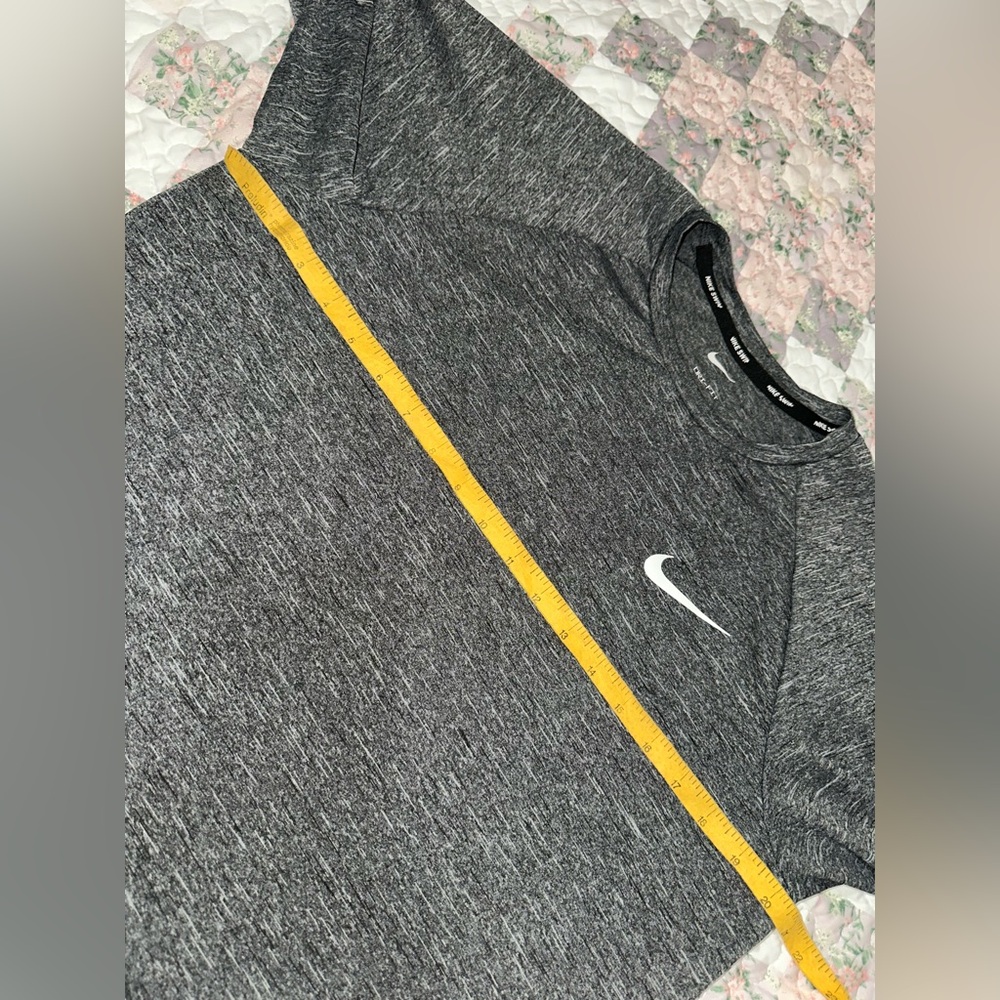 2 Men’s Nike Dri-FIT Swim Short Sleeve Athletic Running Gym Shirts Tops Bundle - Picture 7 of 8